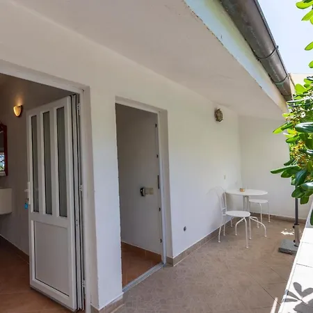 Apartment Janus Jelsa (Hvar)