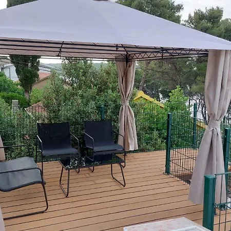 Apartmán Janus Jelsa (Hvar)