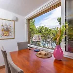 Janus Apartment *